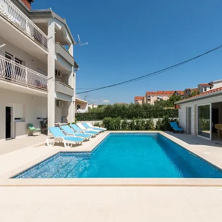 Apartman Maestral 1 Апартаменти *