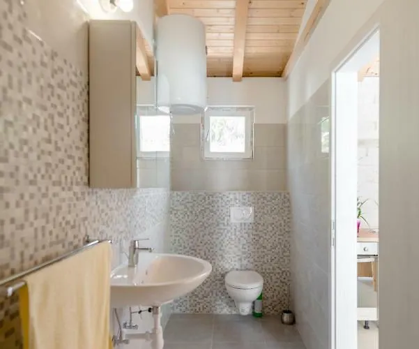 Maestral 1 아파트