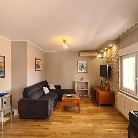 Apartment Maestral Split